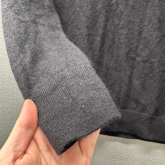 Talbots Cashmere Sweater Womens Medium Black Turtleneck Knit Pullover Classic - Picture 4 of 6